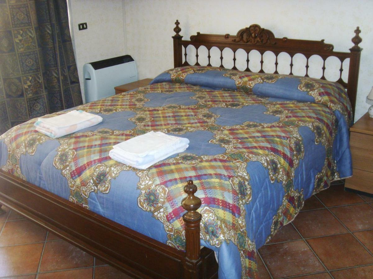 スビアーコ Casa Lieta Bed & Breakfast エクステリア 写真