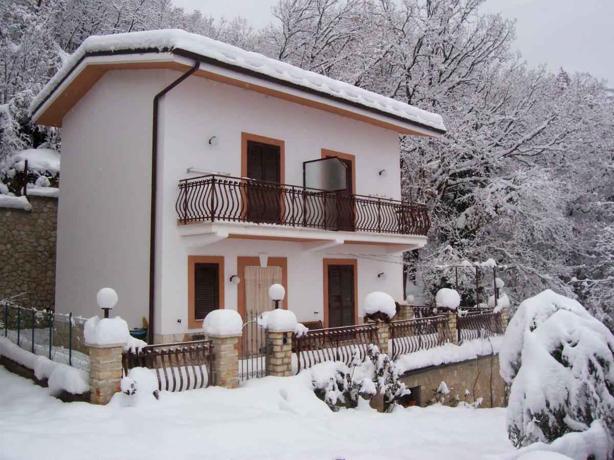 スビアーコ Casa Lieta Bed & Breakfast エクステリア 写真